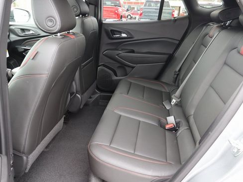 New 2026 Chevrolet Trax RS w/ Sunroof Package image 21