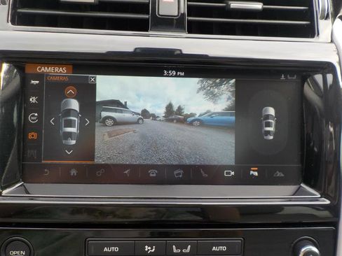 Used 2017 Land Rover Discovery HSE image 20