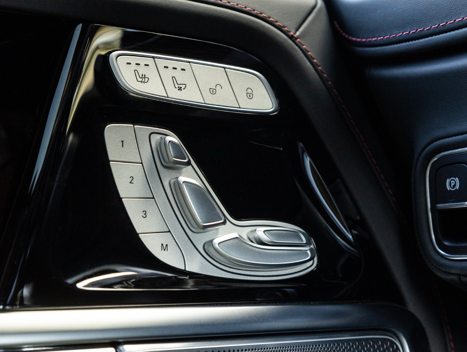 Used 2025 Mercedes-Benz G 63 AMG 4MATIC image 20