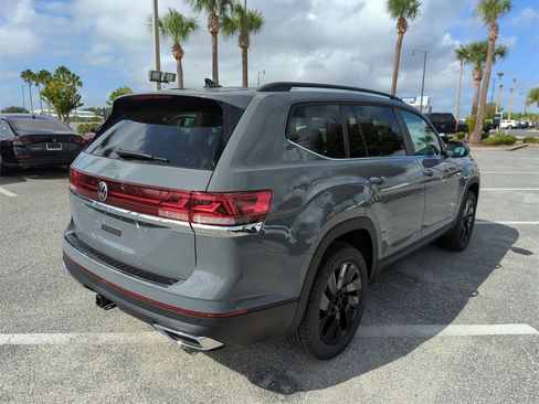 New 2026 Volkswagen Atlas SE image 5