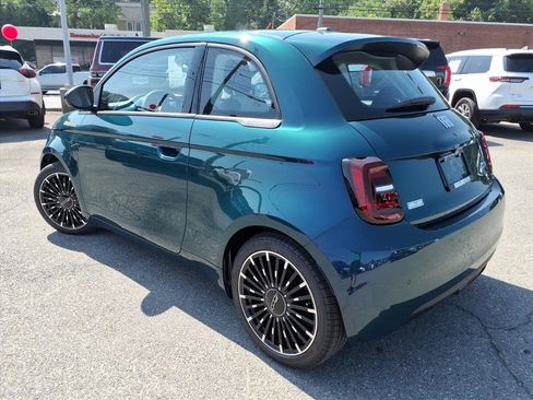 New 2026 FIAT 500 e w/ Comfort Group FWD image 6