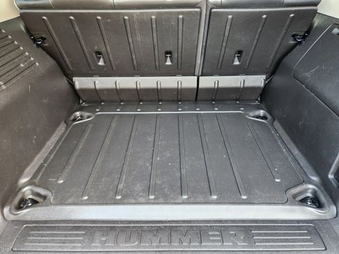 Used 2007 HUMMER H3 Luxury image 30