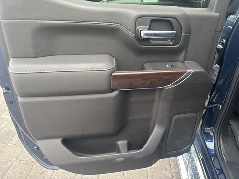 Used 2020 GMC Sierra 1500 SLT w/ SLT Premium Plus Package image 28