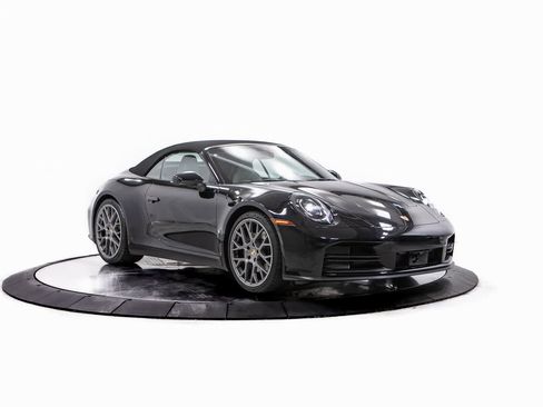 Certified 2025 Porsche 911 Carrera image 9