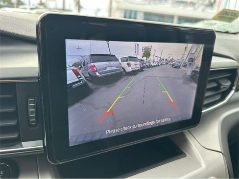 Certified 2024 Ford Explorer XLT w/ Equipment Group 202A image 10