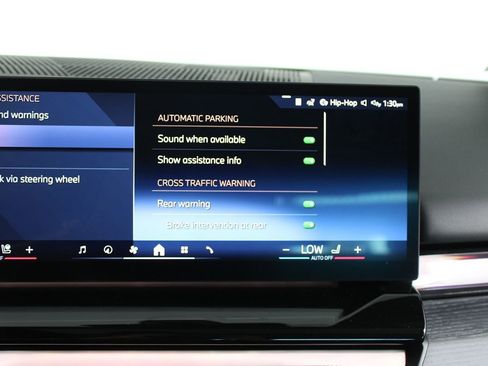 Used 2025 BMW i5 eDrive40i w/ M Sport Package image 14