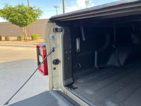 Certified 2022 Jeep Gladiator Rubicon w/ LED Lighting Group image 10