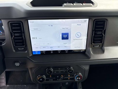 New 2025 Ford Bronco 4-Door image 10