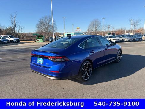 Certified 2025 Honda Accord Sport image 5