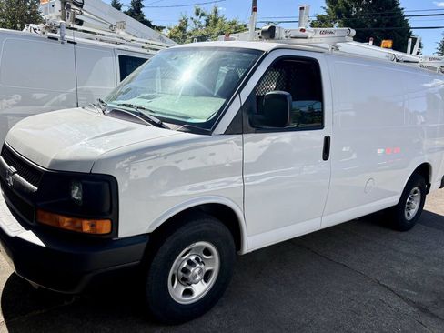 Used 2016 Chevrolet Express 2500 w/ Cold Climate Package RWD image 1
