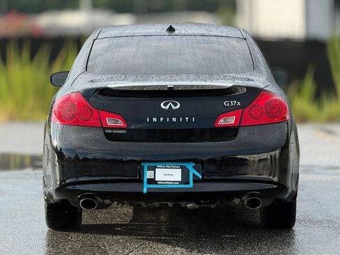 Used 2012 INFINITI G37 x Sedan w/ Premium Pkg AWD/4WD image 4