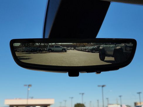 Used 2023 GMC Acadia Denali w/ Black Diamond Edition image 21