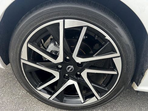 Certified 2024 Nissan Sentra SR image 11