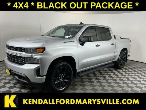 Used 2022 Chevrolet Silverado 1500 Custom w/ LPO, Blackout Package AWD/4WD image 1