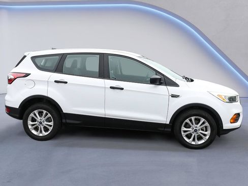 Used 2017 Ford Escape S FWD image 9