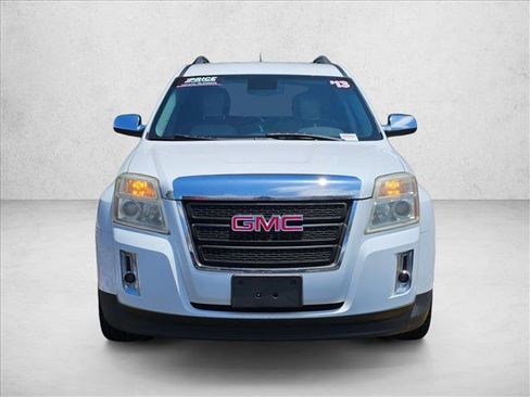 Used 2013 GMC Terrain SLT w/ LPO, Chrome Package FWD image 2