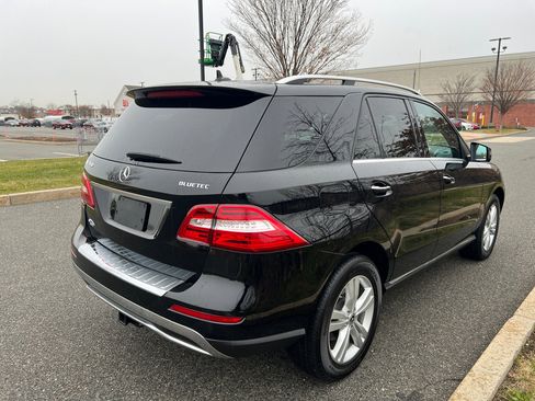 Used 2013 Mercedes-Benz ML 350 BlueTEC 4MATIC image 7