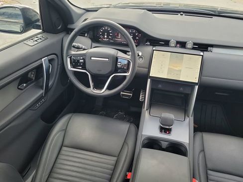 Used 2025 Land Rover Discovery Sport Dynamic SE AWD/4WD image 15