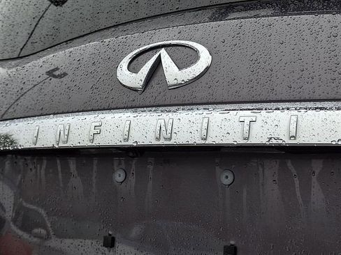 Used 2024 INFINITI QX80 Luxe image 32