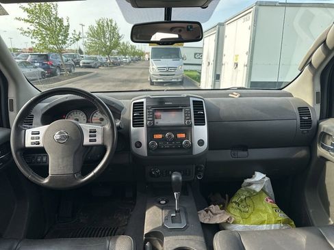 Used 2020 Nissan Frontier PRO-4X w/ Pro-4x Utility Package image 19