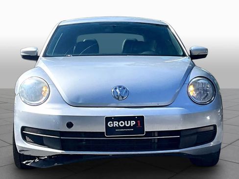 Used 2012 Volkswagen Beetle 2.5 FWD image 3