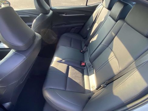 Used 2025 Toyota Camry XSE FWD image 11