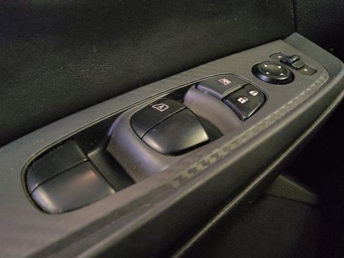 Used 2025 Nissan Sentra SV w/ All-Weather Package FWD image 27