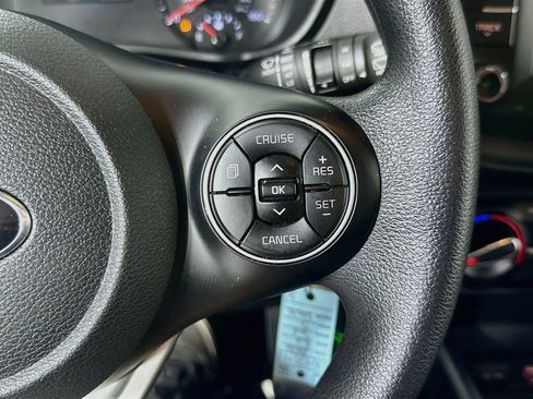 Used 2020 Kia Soul S FWD image 23