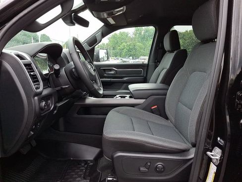 Used 2022 RAM 1500 Big Horn AWD/4WD image 14