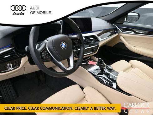 Used 2022 BMW 530i xDrive w/ Executive Package image 10