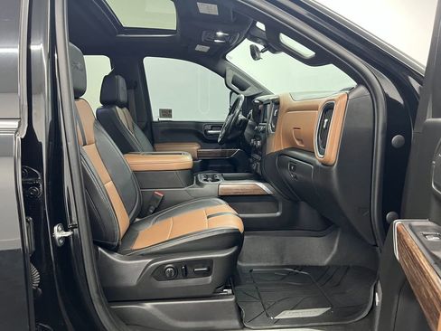 Used 2021 Chevrolet Silverado 3500 High Country w/ Technology Package image 26