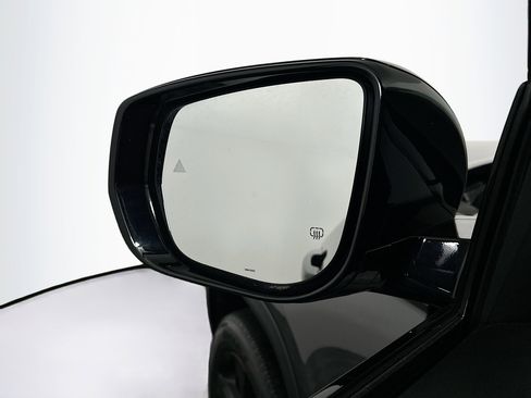 Used 2023 Jeep Grand Cherokee L Laredo image 16