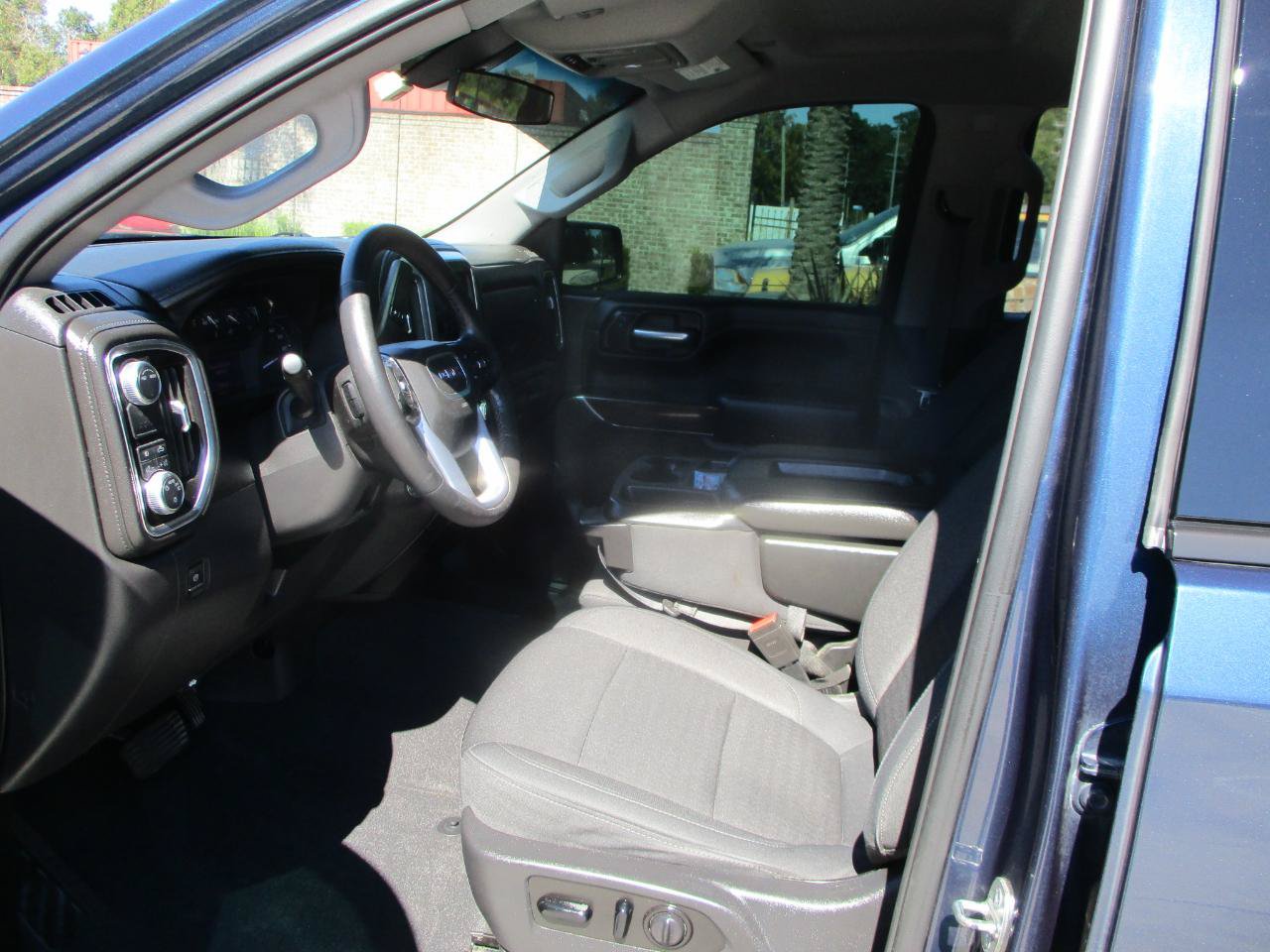 Used 2020 GMC Sierra 1500 Elevation w/ Elevation Value Package RWD image 15