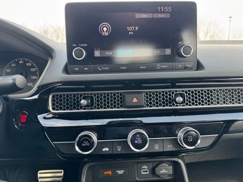 Used 2023 Honda Civic Sport image 15