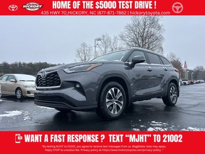 Used 2023 Toyota Highlander XLE