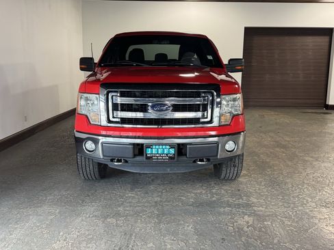 Used 2011 Ford F150 XLT w/ XLT Chrome Pkg image 2