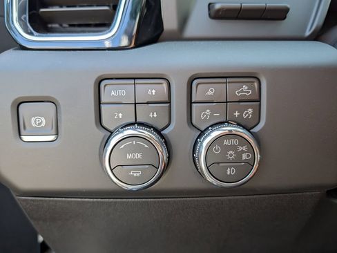 New 2026 GMC Sierra 3500 Denali Ultimate AWD/4WD image 20