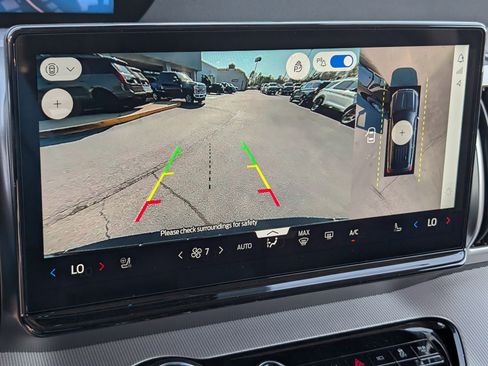 New 2026 Ford Expedition Active image 27