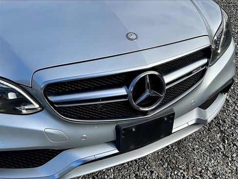 Used 2014 Mercedes-Benz E 63 AMG 4MATIC Sedan image 26
