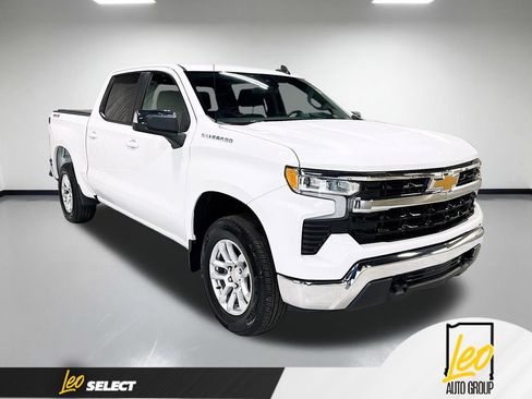 Used 2023 Chevrolet Silverado 1500 LT AWD/4WD image 5
