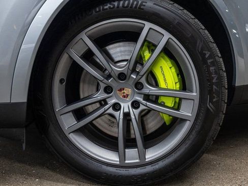 Certified 2026 Porsche Cayenne S image 17