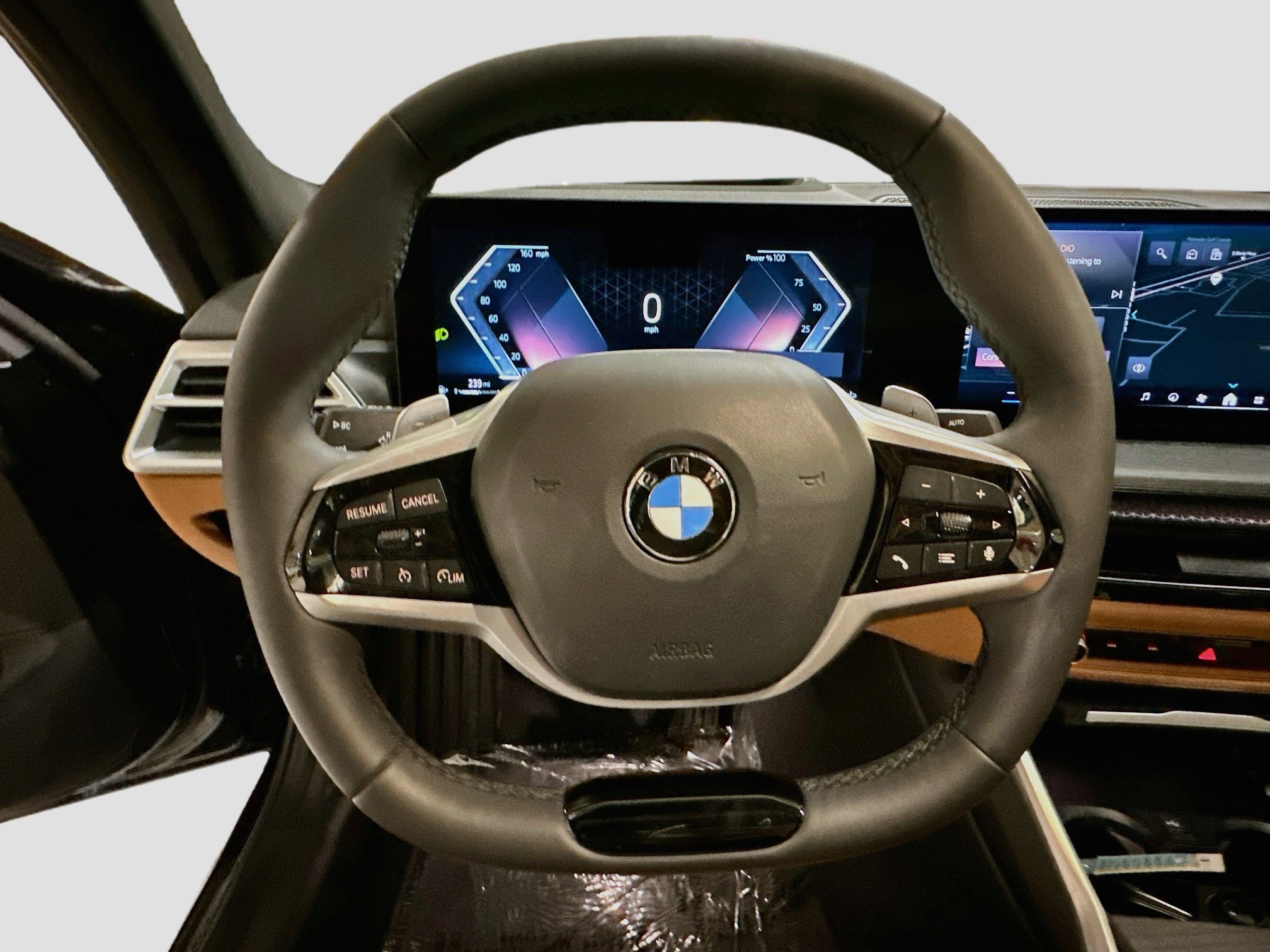 Certified 2025 BMW 330i Sedan w/ Premium Package RWD image 11