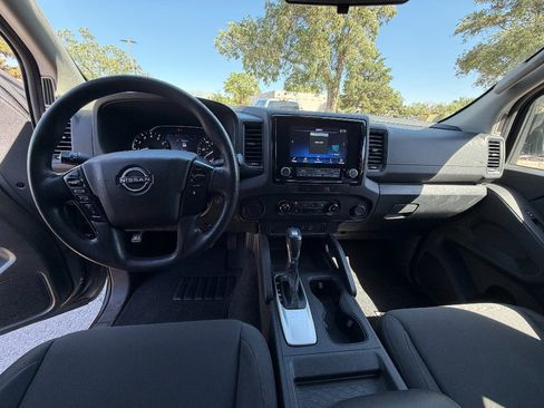 Used 2022 Nissan Frontier S w/ Technology Package RWD image 13