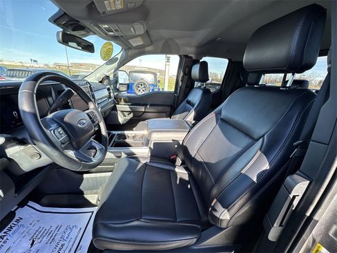 Used 2024 Ford F350 Lariat w/ Sport Appearance Package image 11