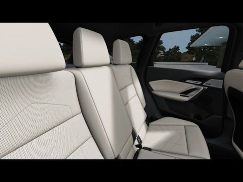 Used 2025 BMW X1 xDrive28i w/ Convenience Package image 13