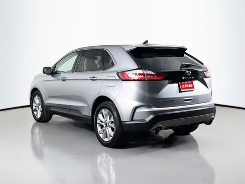 Used 2022 Ford Edge Titanium image 3