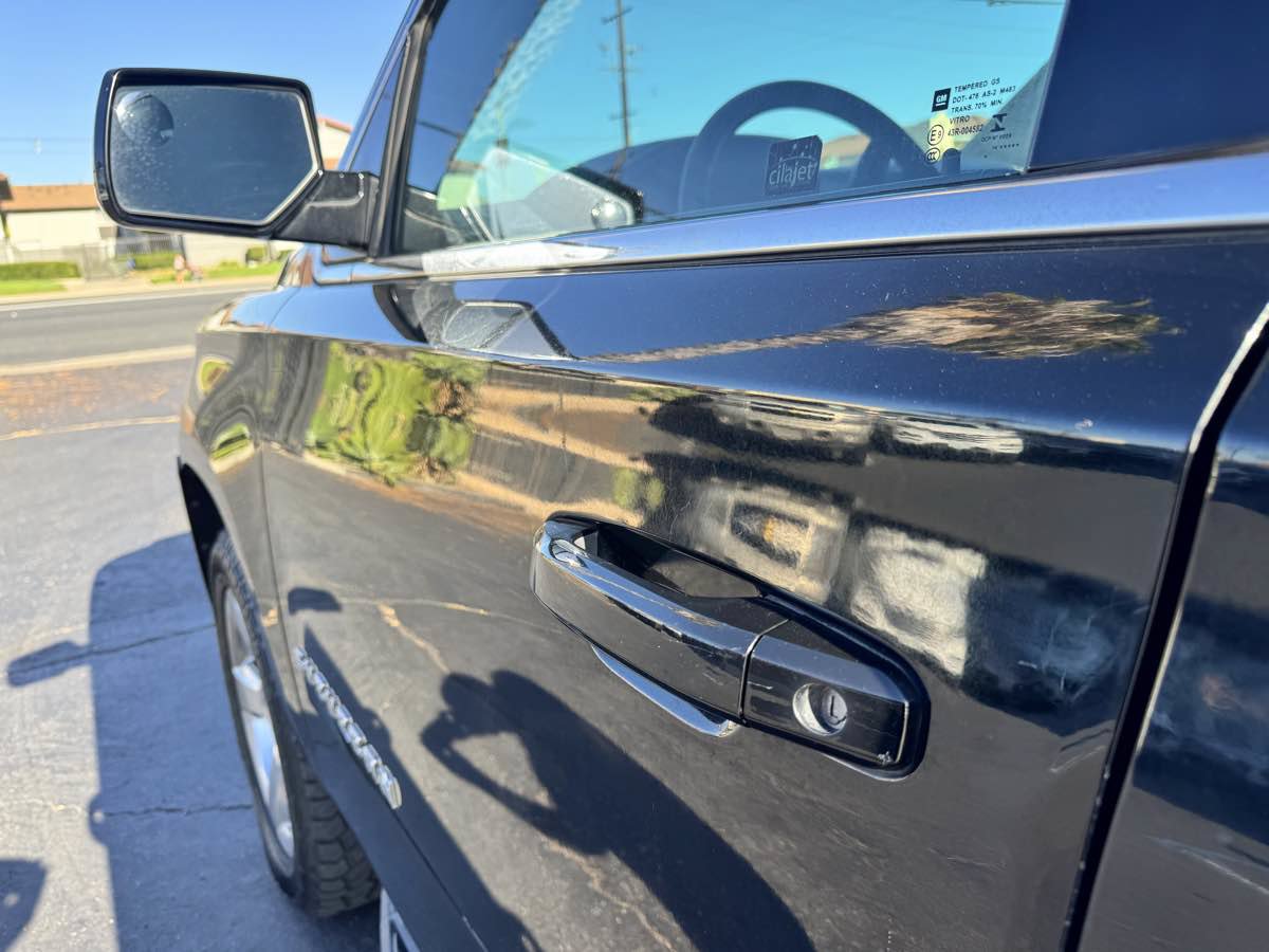 Used 2015 Chevrolet Suburban LT AWD/4WD image 17