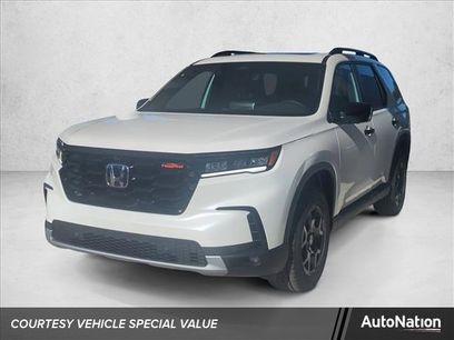 New 2025 Honda Pilot TrailSport