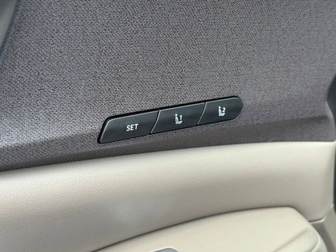 New 2026 Kia Carnival EX image 20