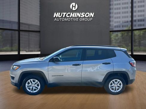 Used 2018 Jeep Compass Sport FWD image 4